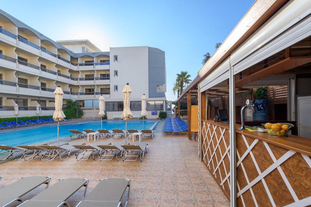 Hotel Lomeniz