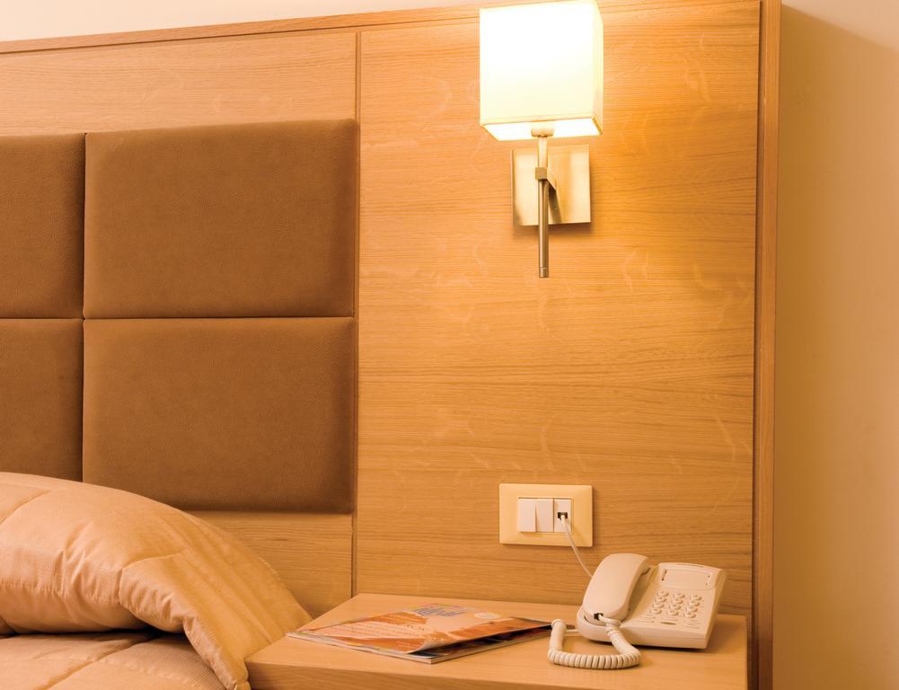 Hotel Lomeniz 3*