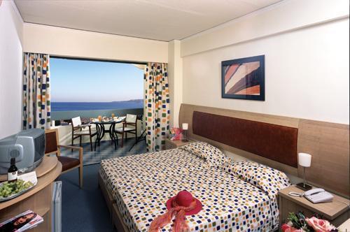 Lomeniz Hotel 3*